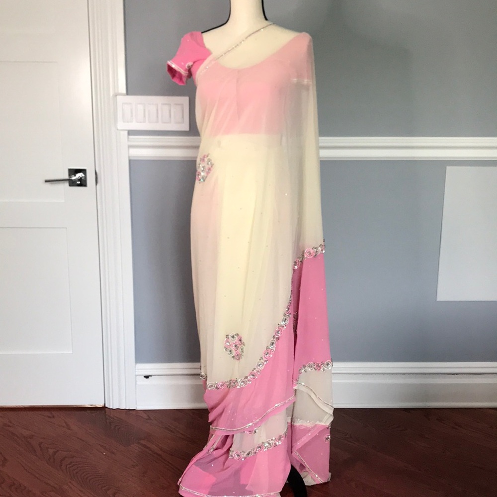 Indian/Pakistani/Desi Sari
